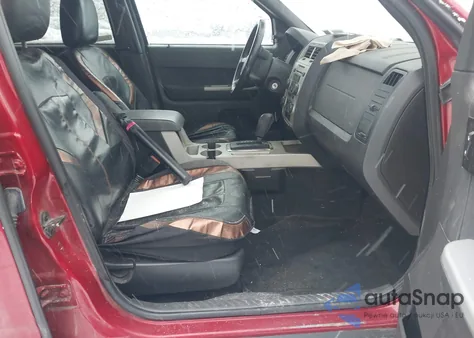 2011 Ford Escape Xlt z USA, uszkodzony, nr VIN 1FMCU9D72BKC05271